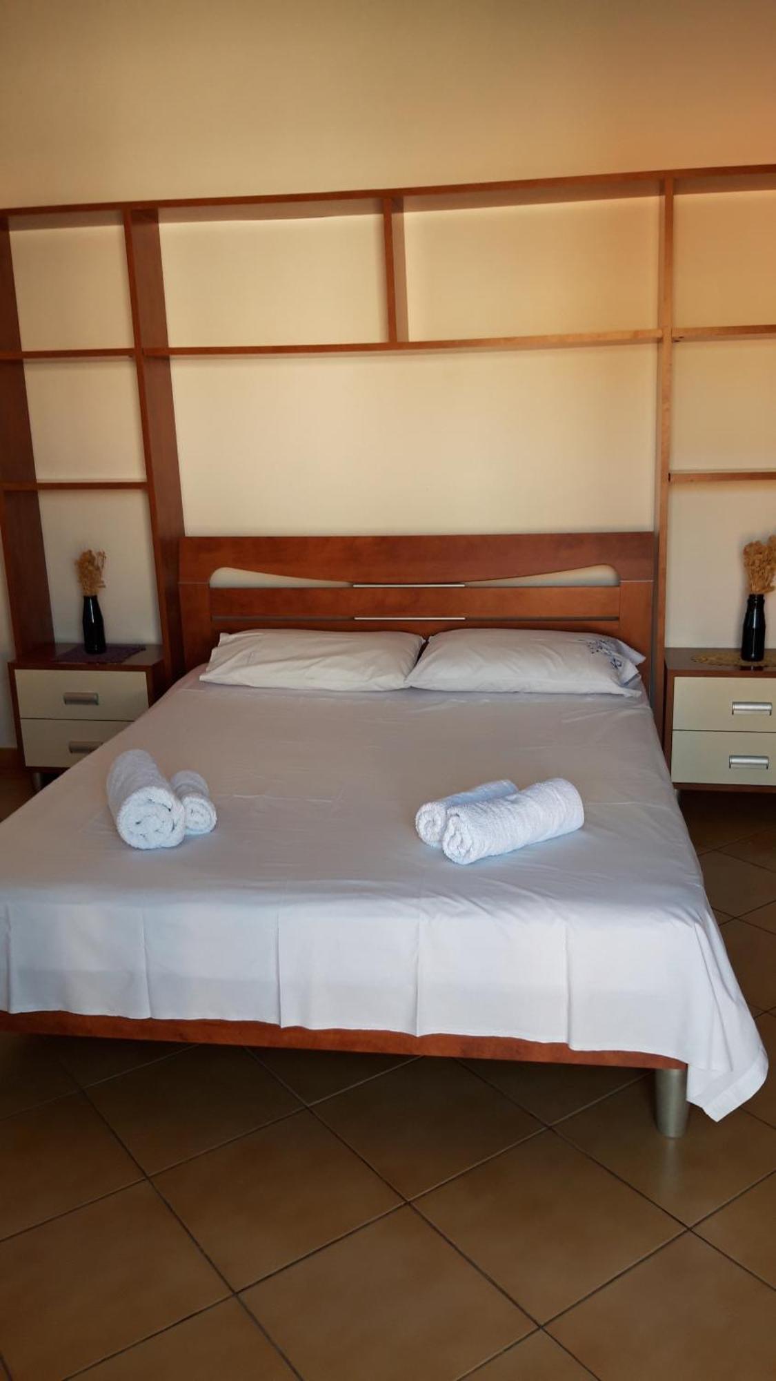 Apartament Gloria&Mitati Орікум Номер фото